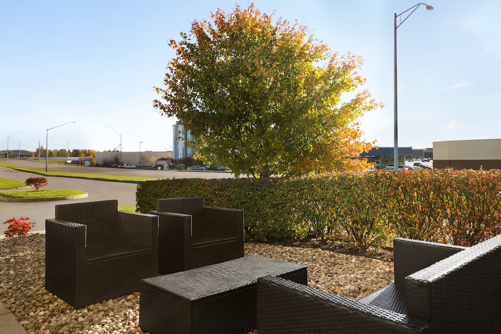 Fairfield Inn Suites Wheeling St Clairsville Oh 5/30