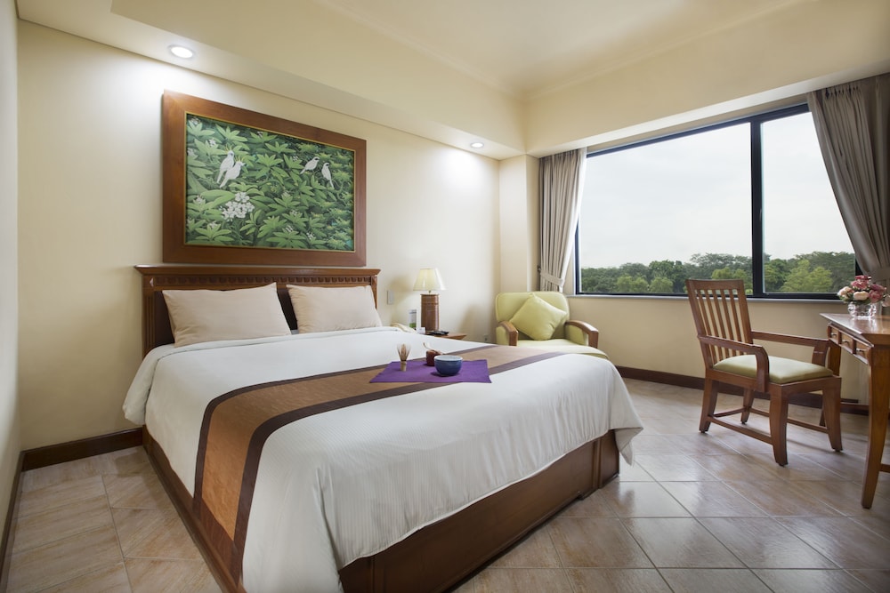 Puri KIIC Golf View Hotel 10/58