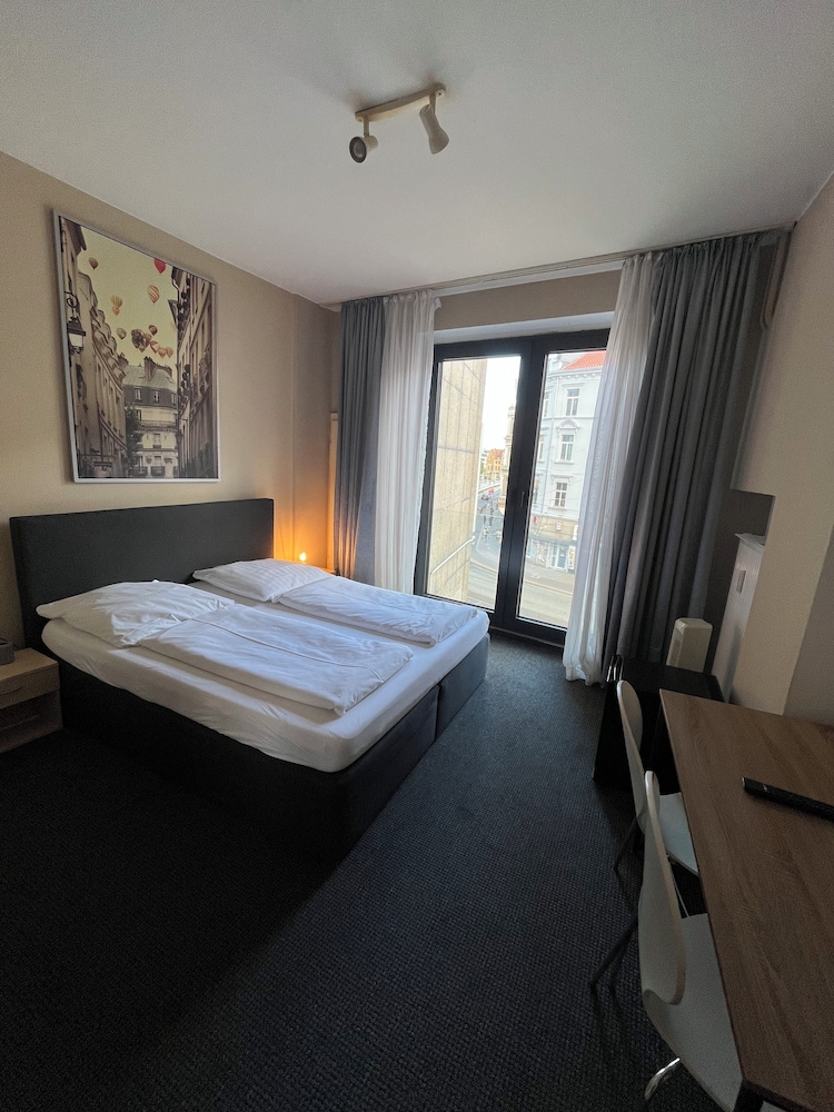 Hotel Schwarzer Bar 15/52