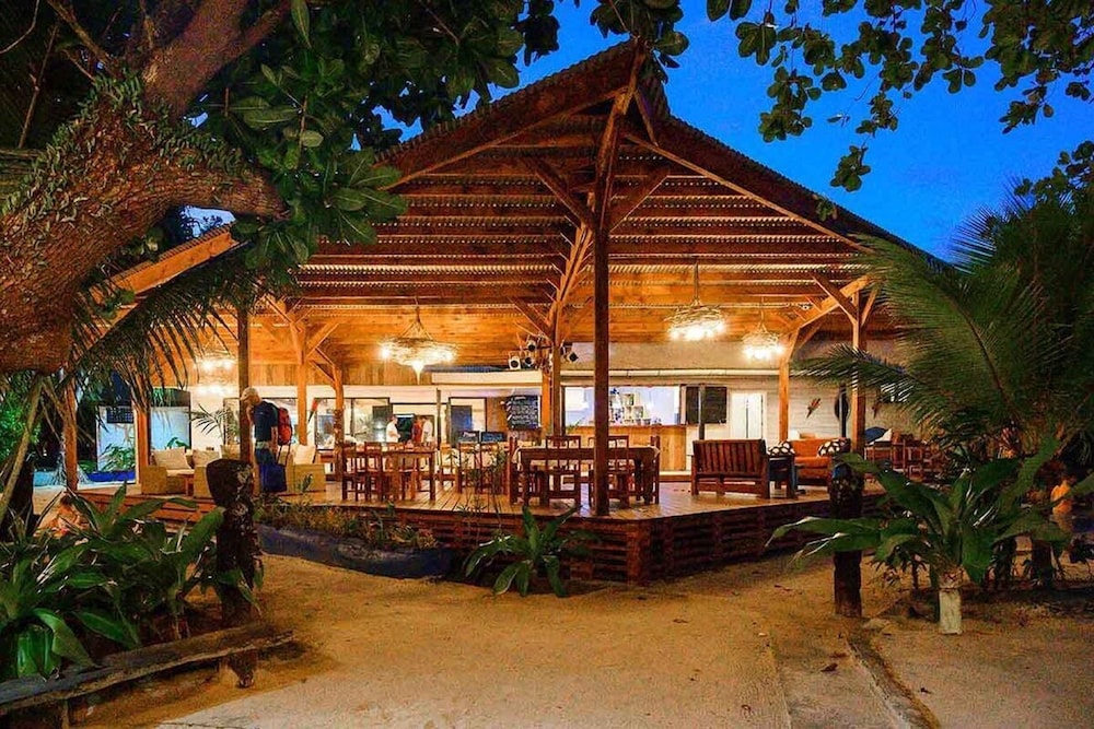 Turtle Bay Lodge 4/67