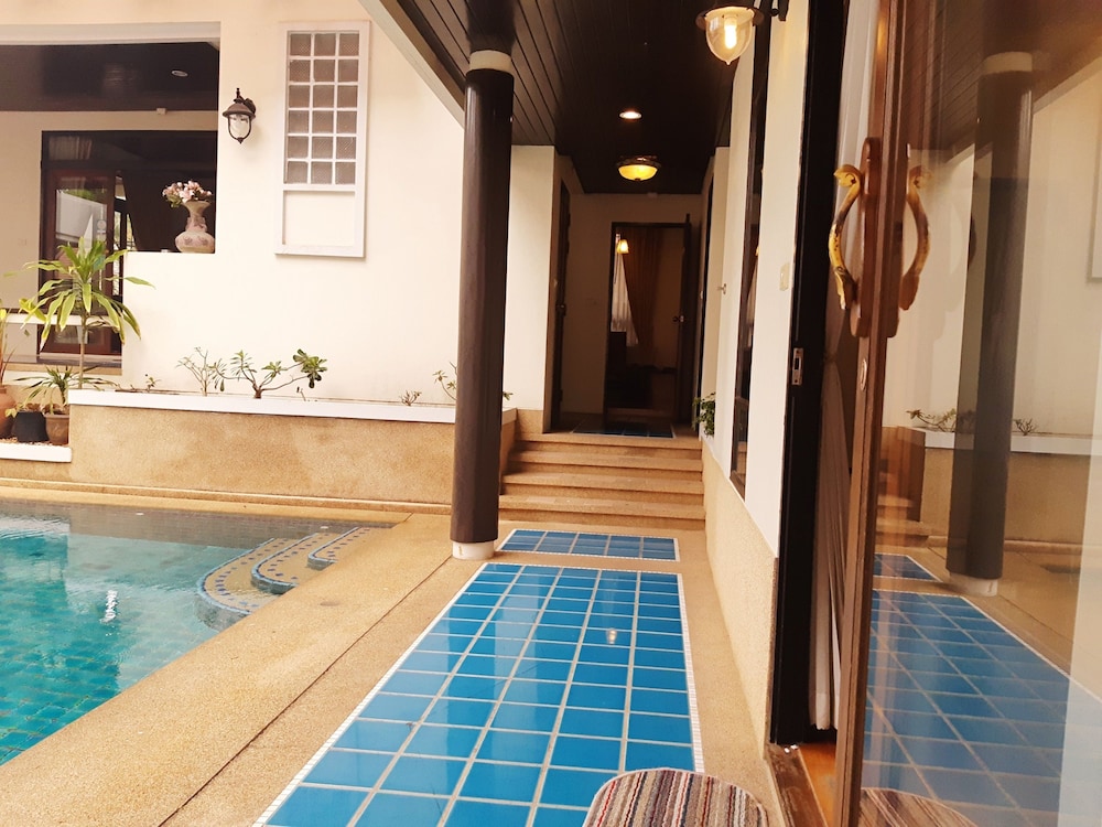 Punnapha Pool Villa Pattaya 24/49