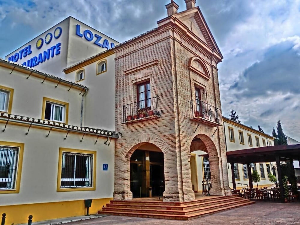 Hotel Lozano 2/24