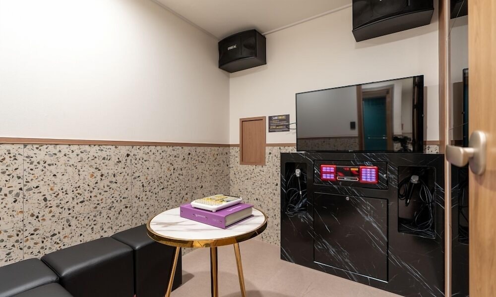 Jecheon Hound Hotel 38/50