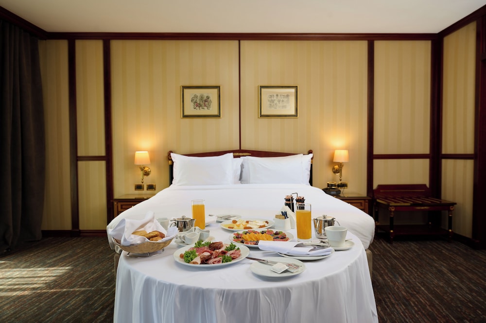 Grand Hotel Bucharest 12/46