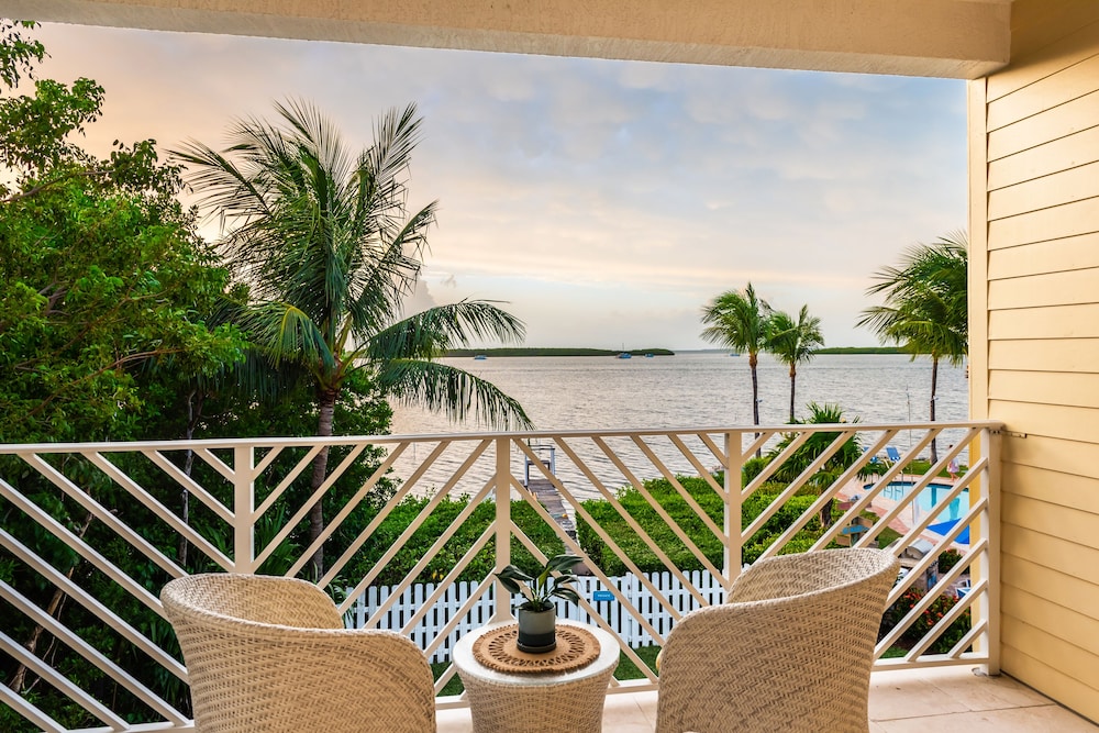Islander Bayside Resort 37/50