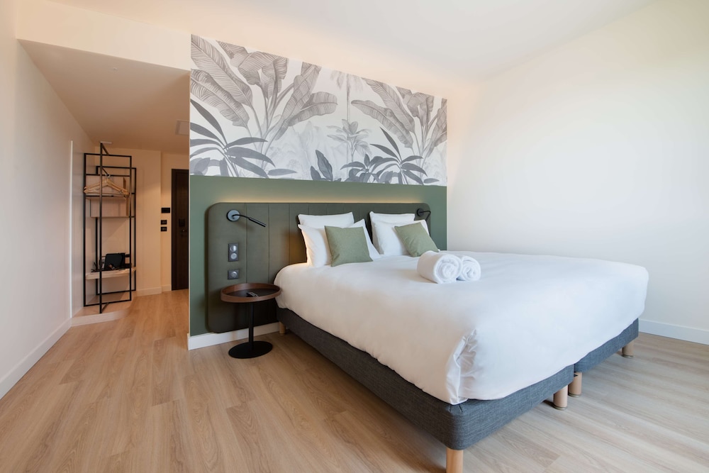 Campanile Smart Lyon Est Bron 8/46