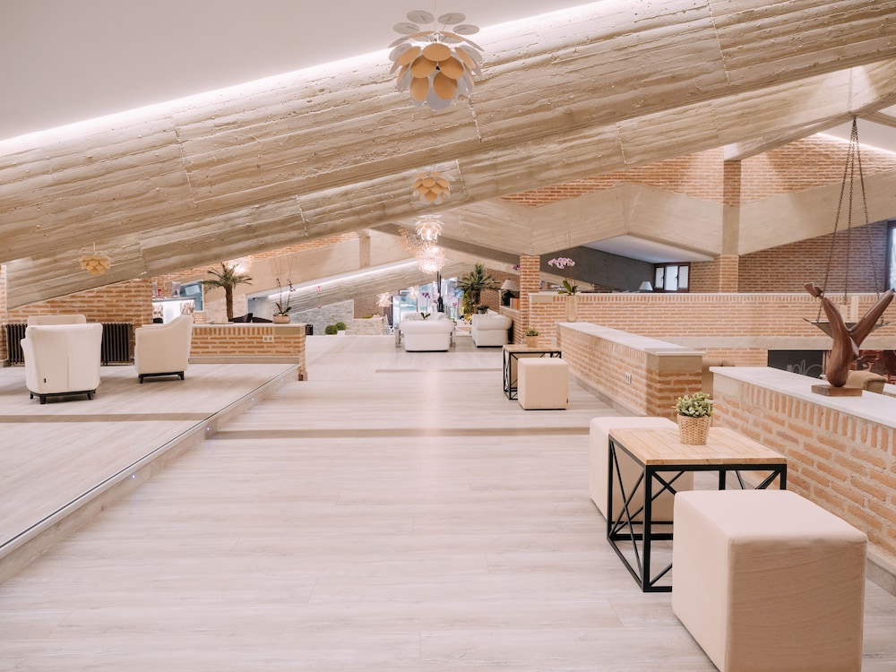 El Montico Hotel 20/33