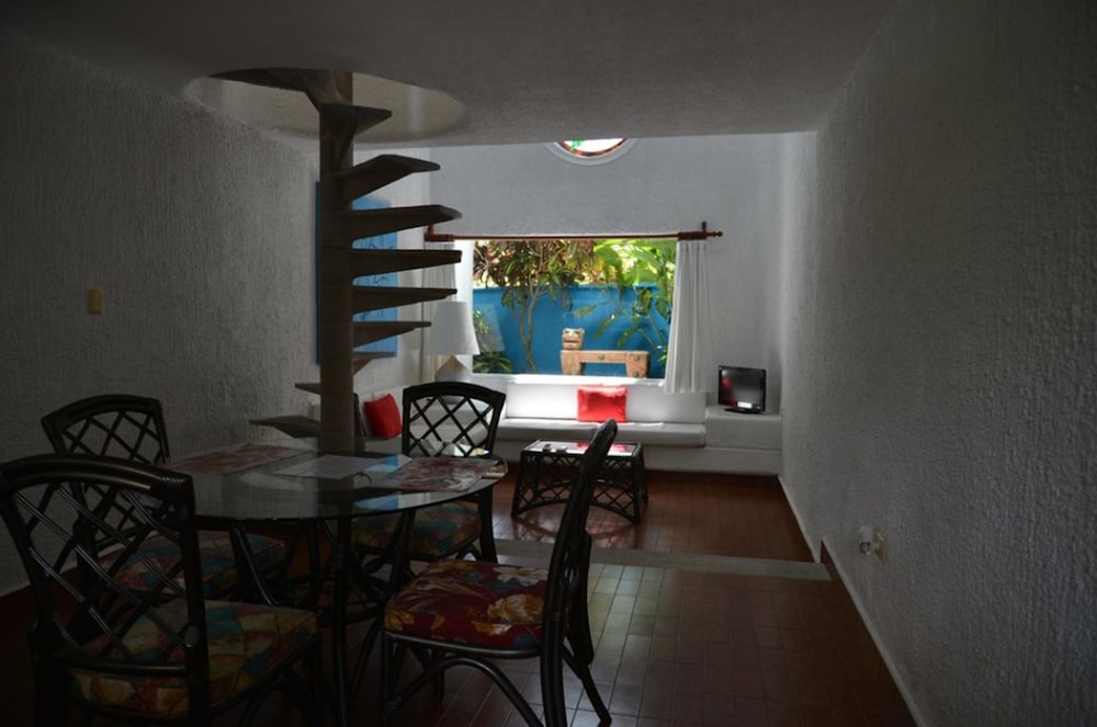 Hotel Villa Las Anclas 51/67