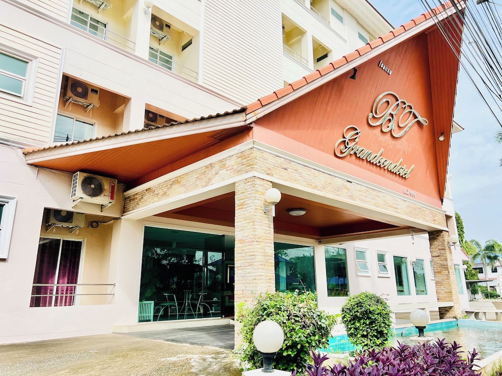 Bt Grand Condotel 2/64