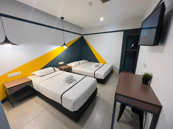 Room, Triple
