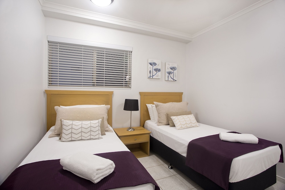 OFFSHORE NOOSA RESORT 20/78