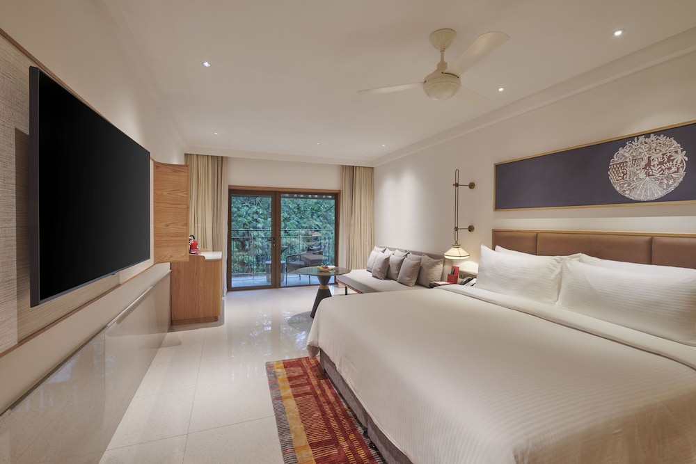 Forest, Queen Bed