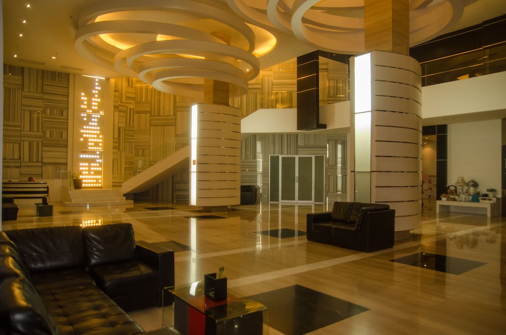 ROYAL SUITE CONDOTEL 15/26