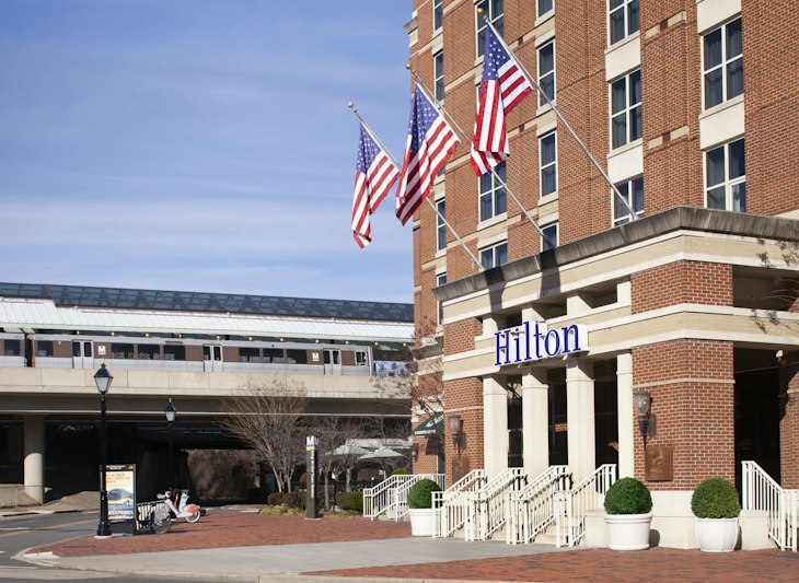 Hilton Alexandria Old Town 70/74