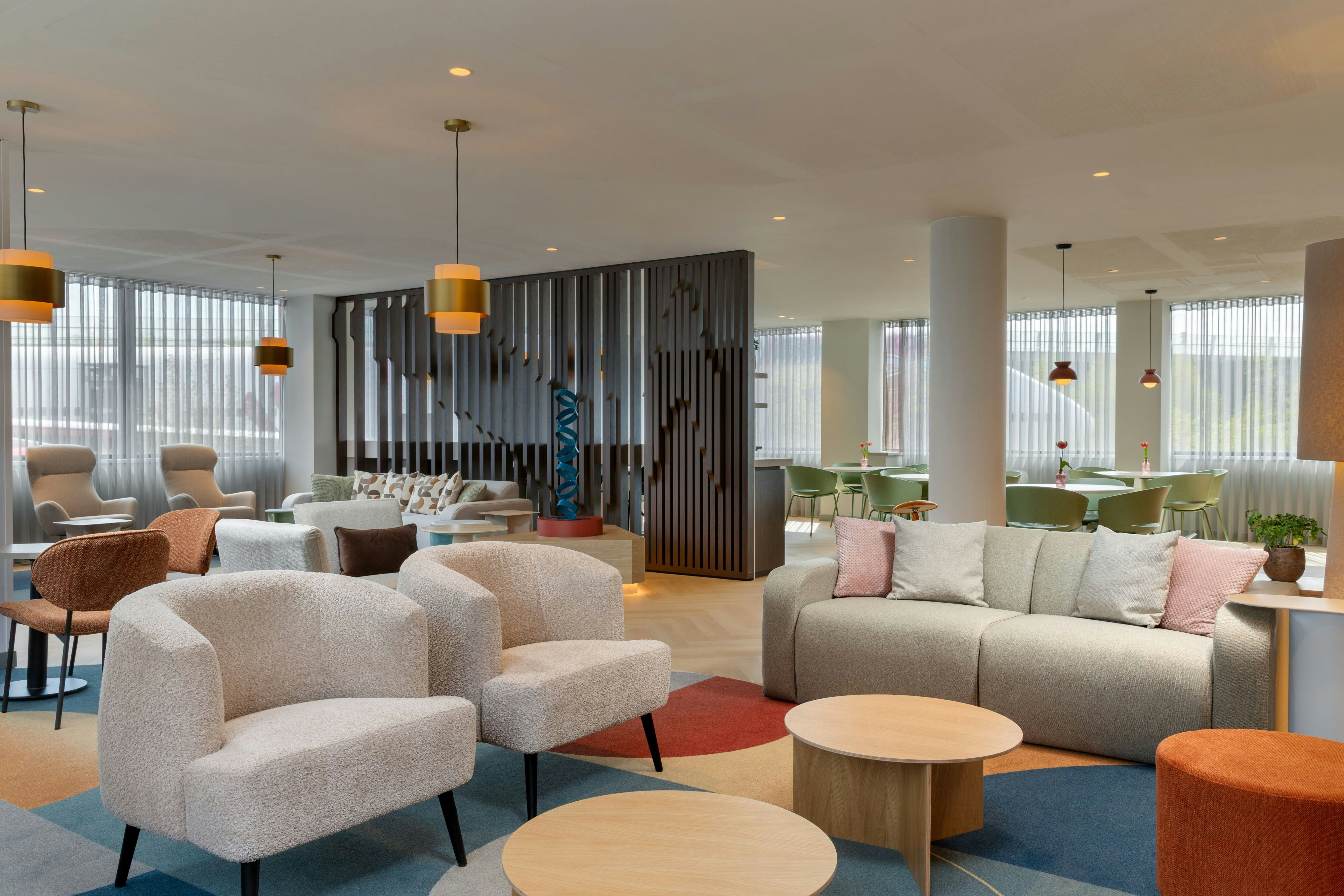 Corendon Apartments Amsterdam Schiphol Airport Hotel 4/11