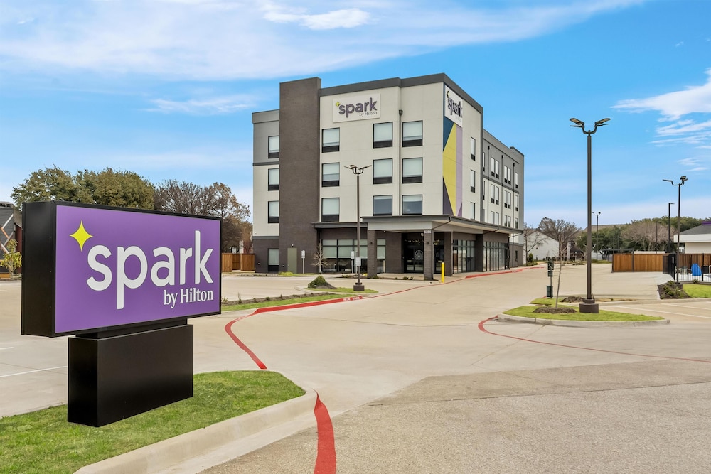 Spark by Hilton Garland Dallas East 36/42
