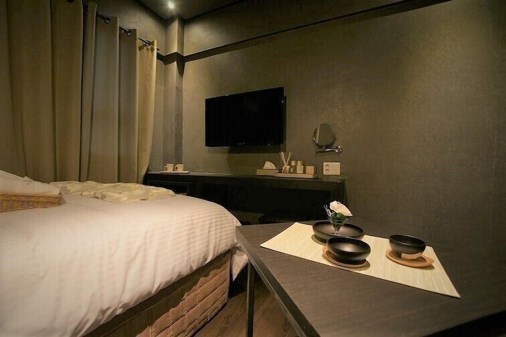 Hotel Haru 10/10