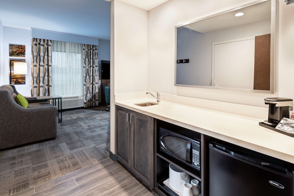 Hampton Inn & Suites Snellville Atlanta Ne 7/31