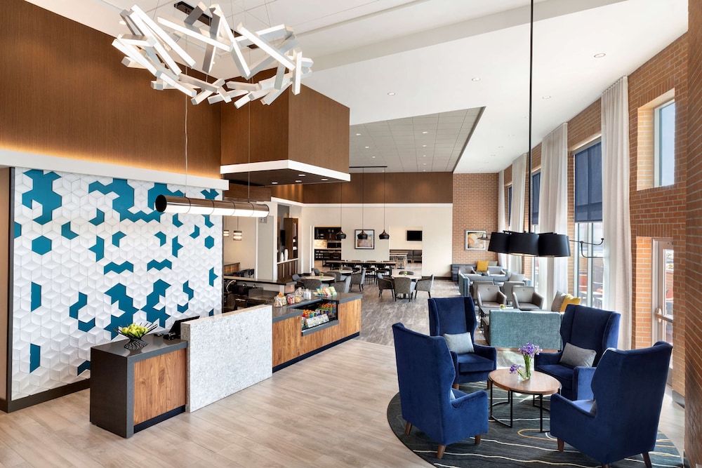 Hyatt Place Vacaville 49/62