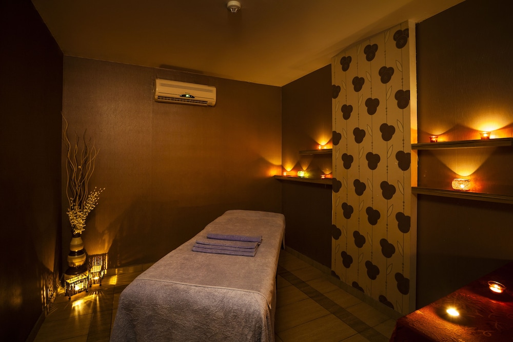 Hotel Turan Prince 20/50