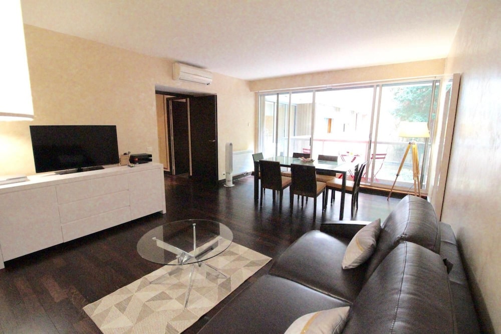 Short Stay Paris Apartments 32/50