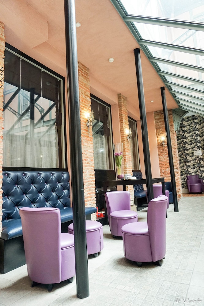 Lobby at Grand Hotel d'Orleans, TOULOUSE
