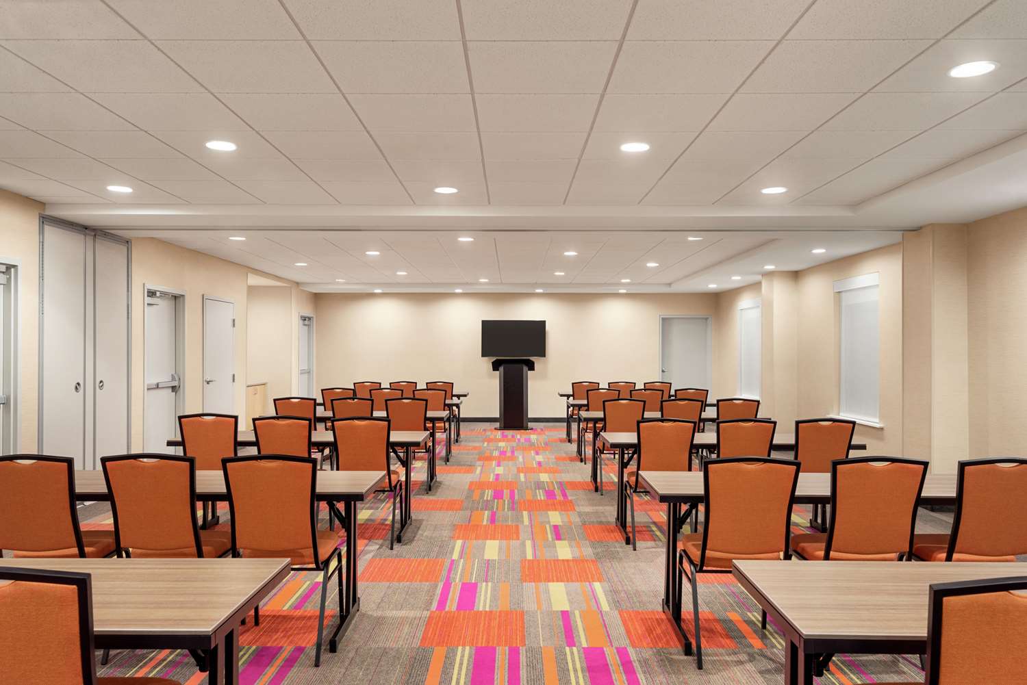 Home2 Suites By Hilton Woodbridge Potomac Mills 17/21