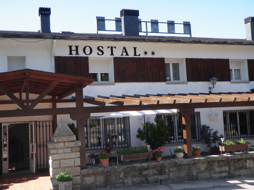 HOSTAL SIETE PICOS 2/46