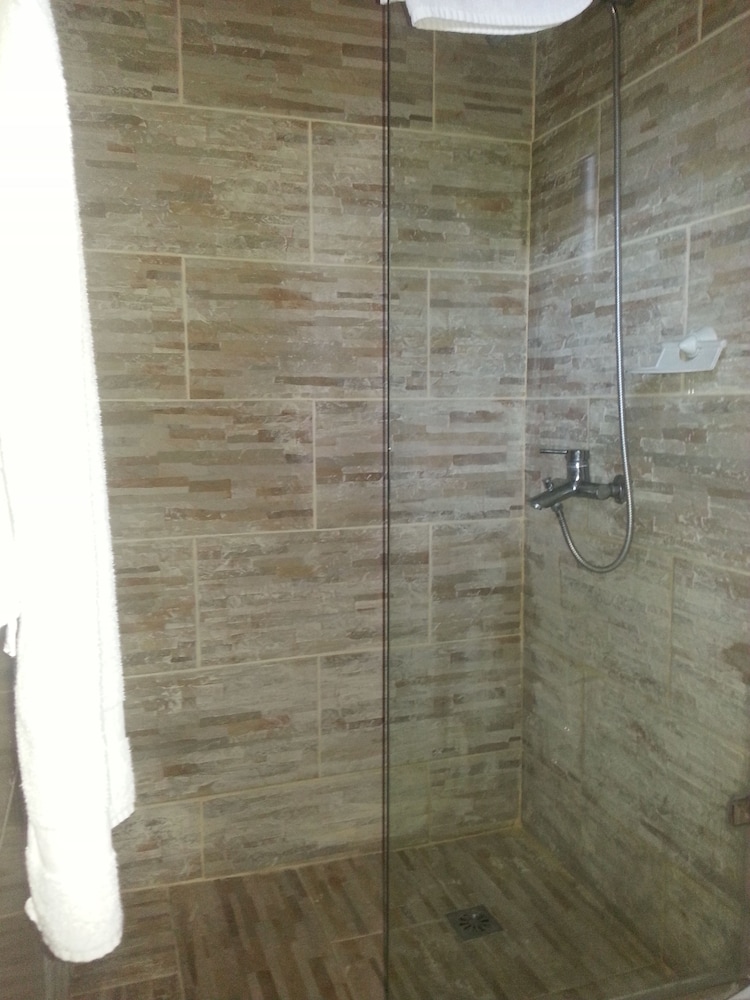 HOTEL LUIS V 26/43