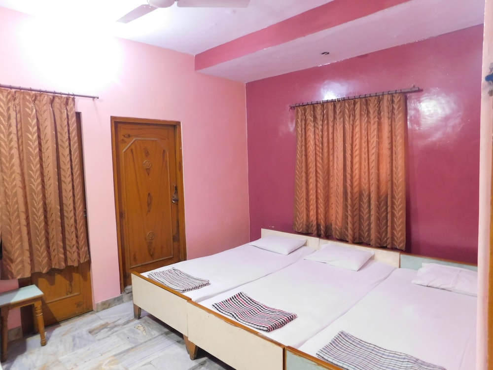 1 BEDROOM, PREMIUM, TRIPLE, CITY VIEW, SMOKING