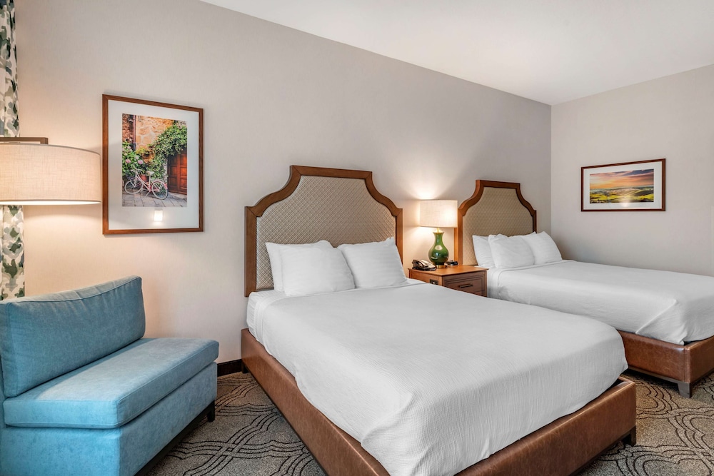 Best Western Premier Pasco Inn & Suites 14/64
