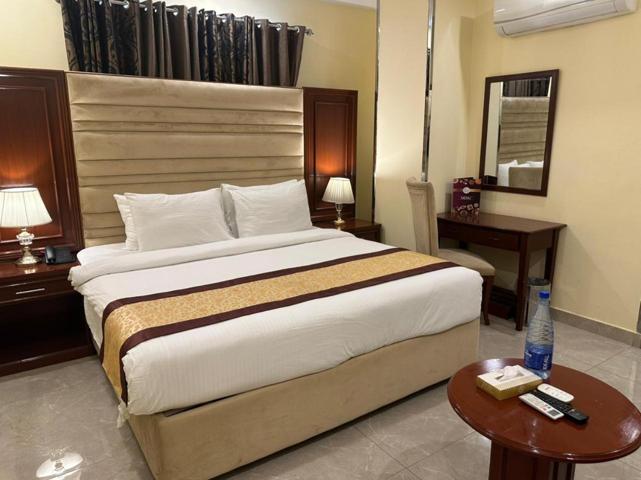City Oasis Hotel 26/62