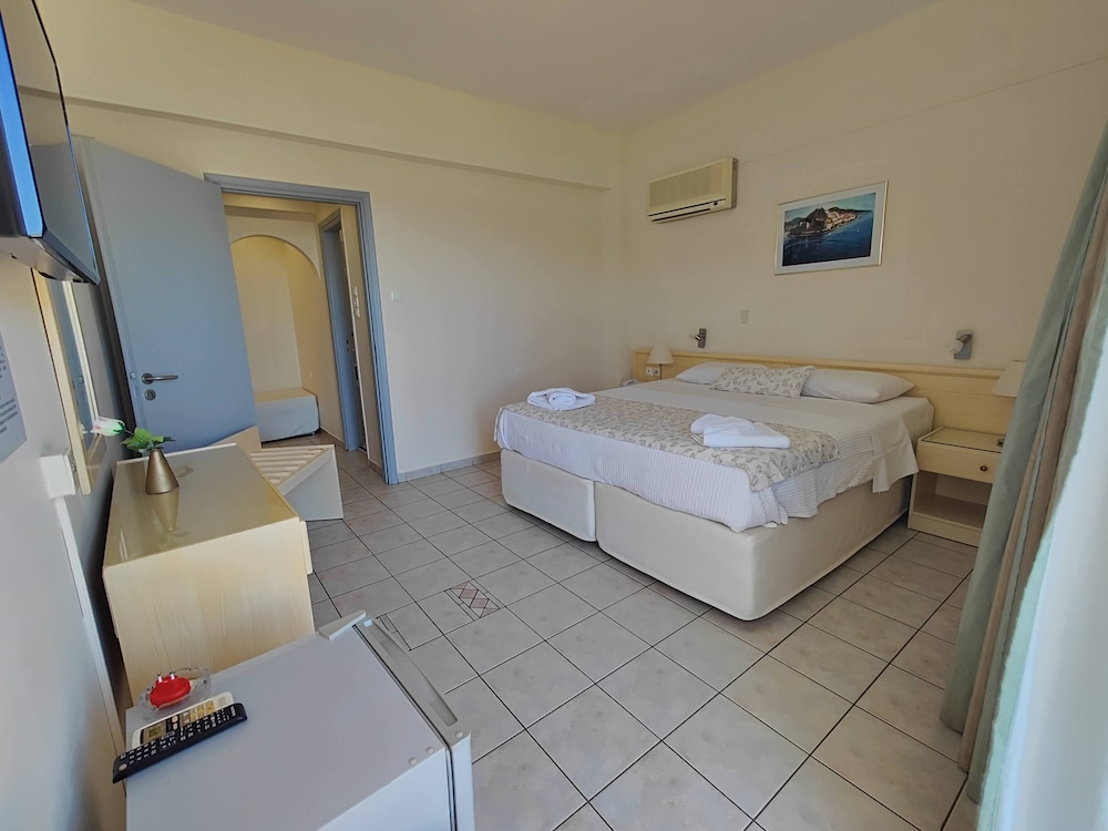 Hotel New Aegli 27/69