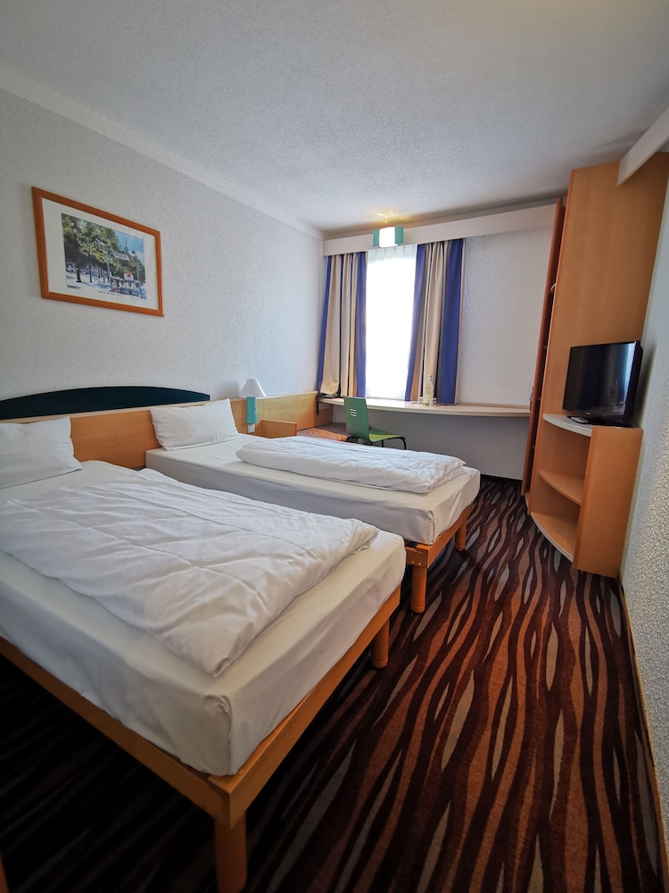 TULIP INN LUDWIGSFELDE BERLIN SUED 6/22