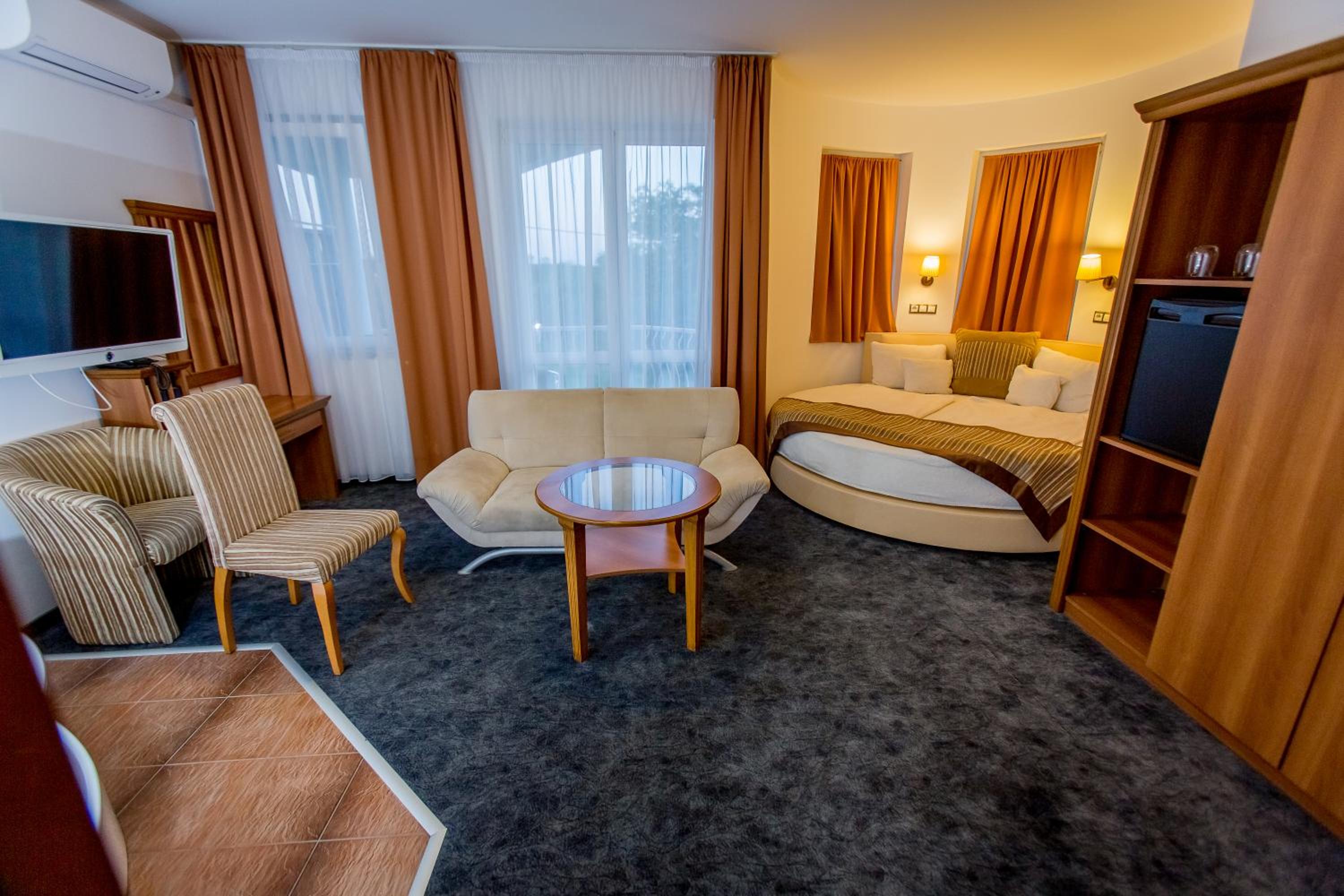 Aphrodite Hotel 16/50