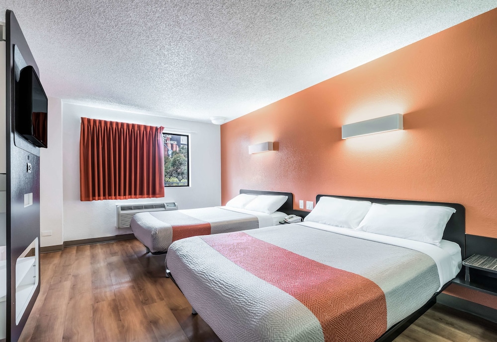Motel6 Los Angeles, CA - Los Angeles - LAX 27/59