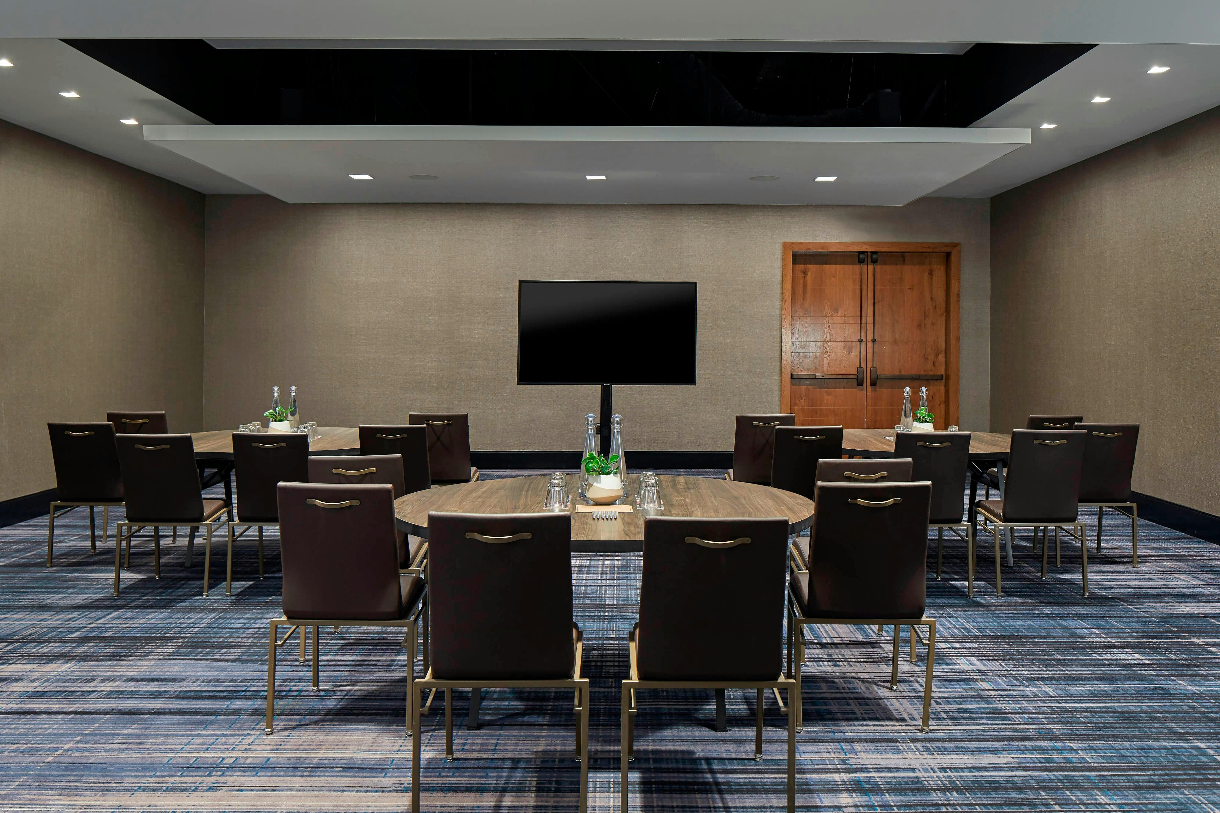Renaissance Nashville Hotel 70/77