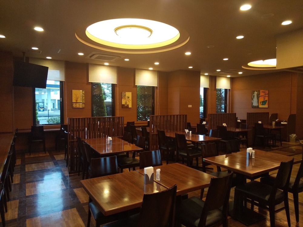 Hotel Route-Inn Hirosaki-Joto 36/48