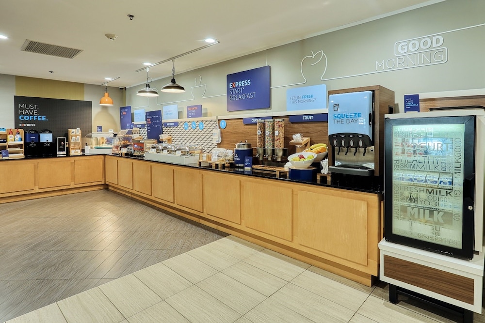 Holiday Inn Express Hotel And Suites Batavia Darien Lake 14/54