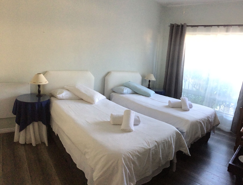 Spring Tide Inn 14/50