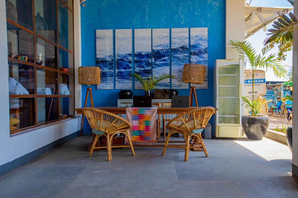 Gili Sands Hotel & Bar 46/66