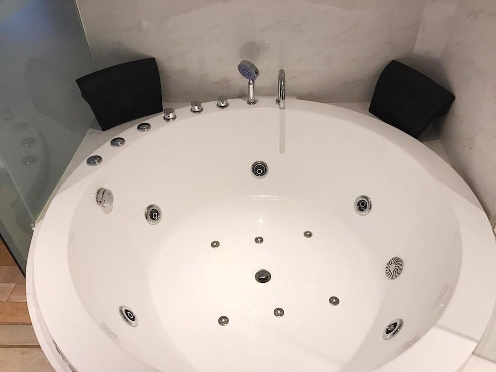 Hotel Clover 769 North Bridge Road Singapore 67/69