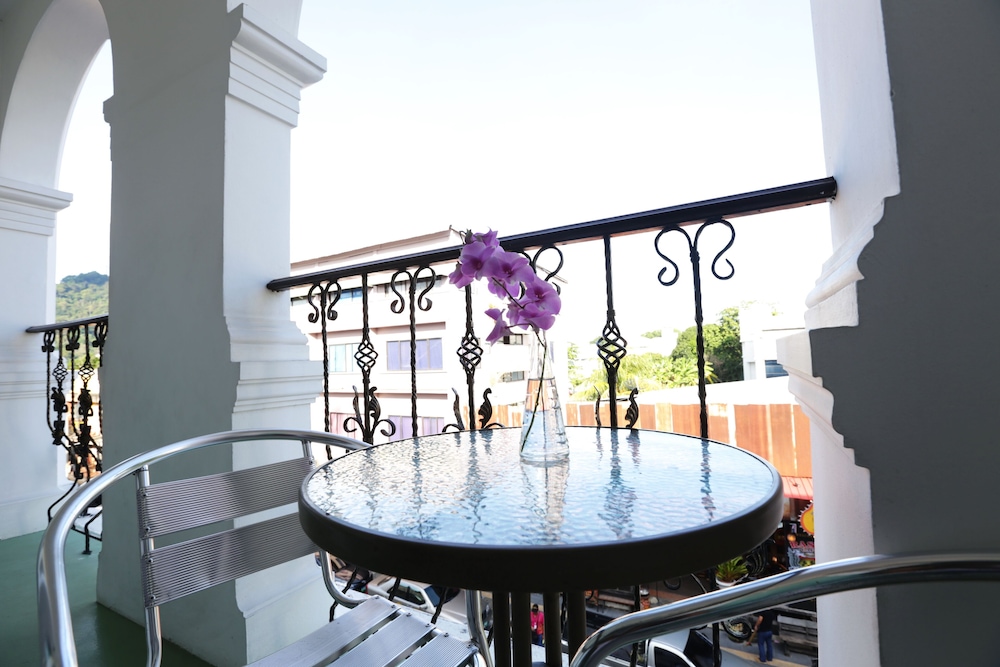 Casa Blanca Boutique Hotel 64/73