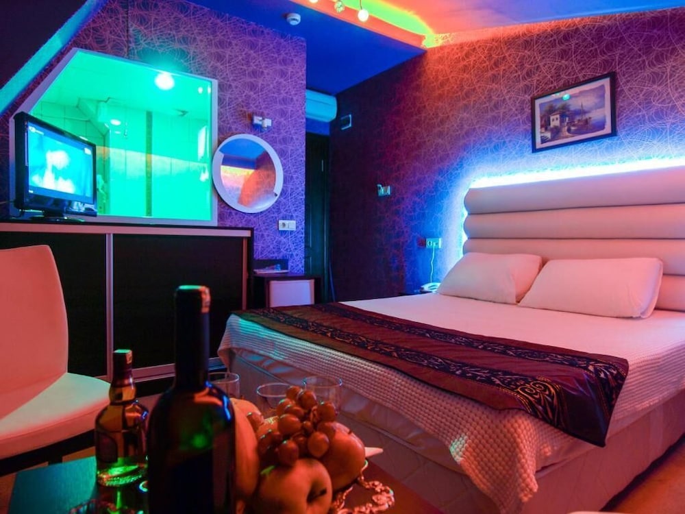 TIMYA HOTEL 34/55