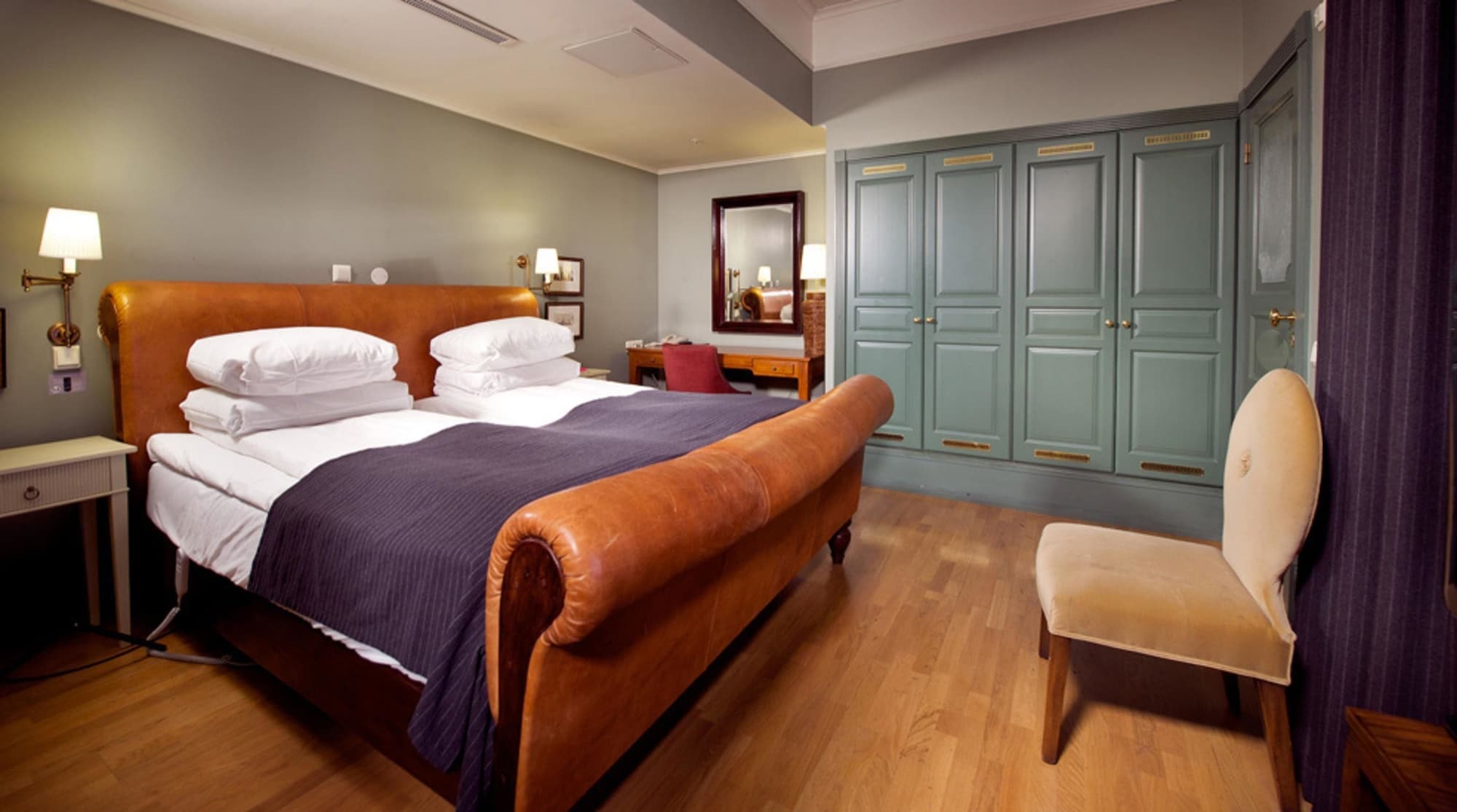 SUITE, DOUBLE BED