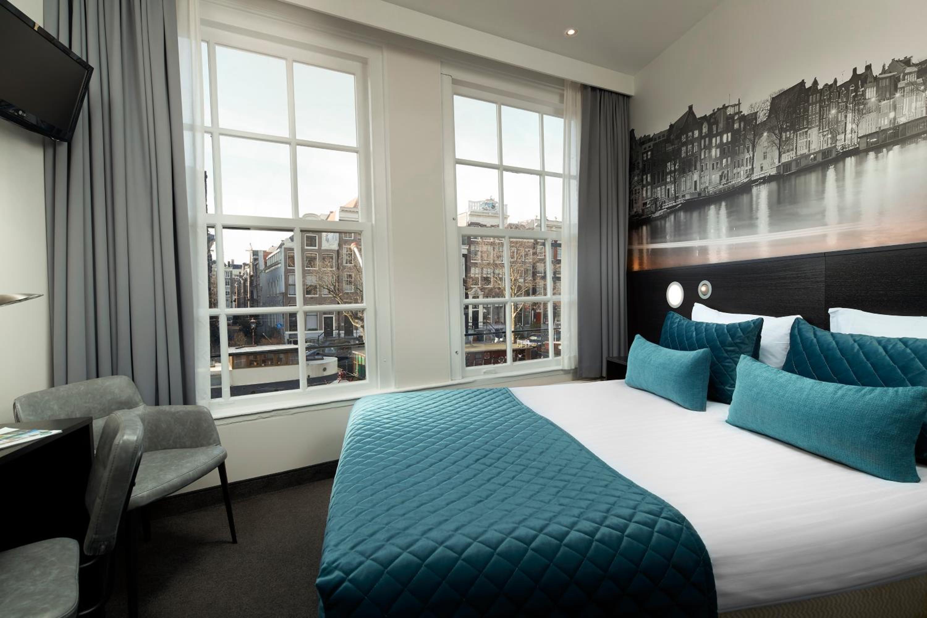 Room, Double Bed, Canal View