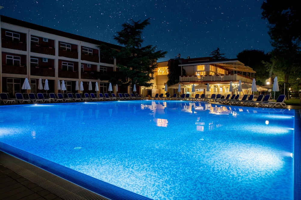 Asteria Family Sunny Beach 3/50