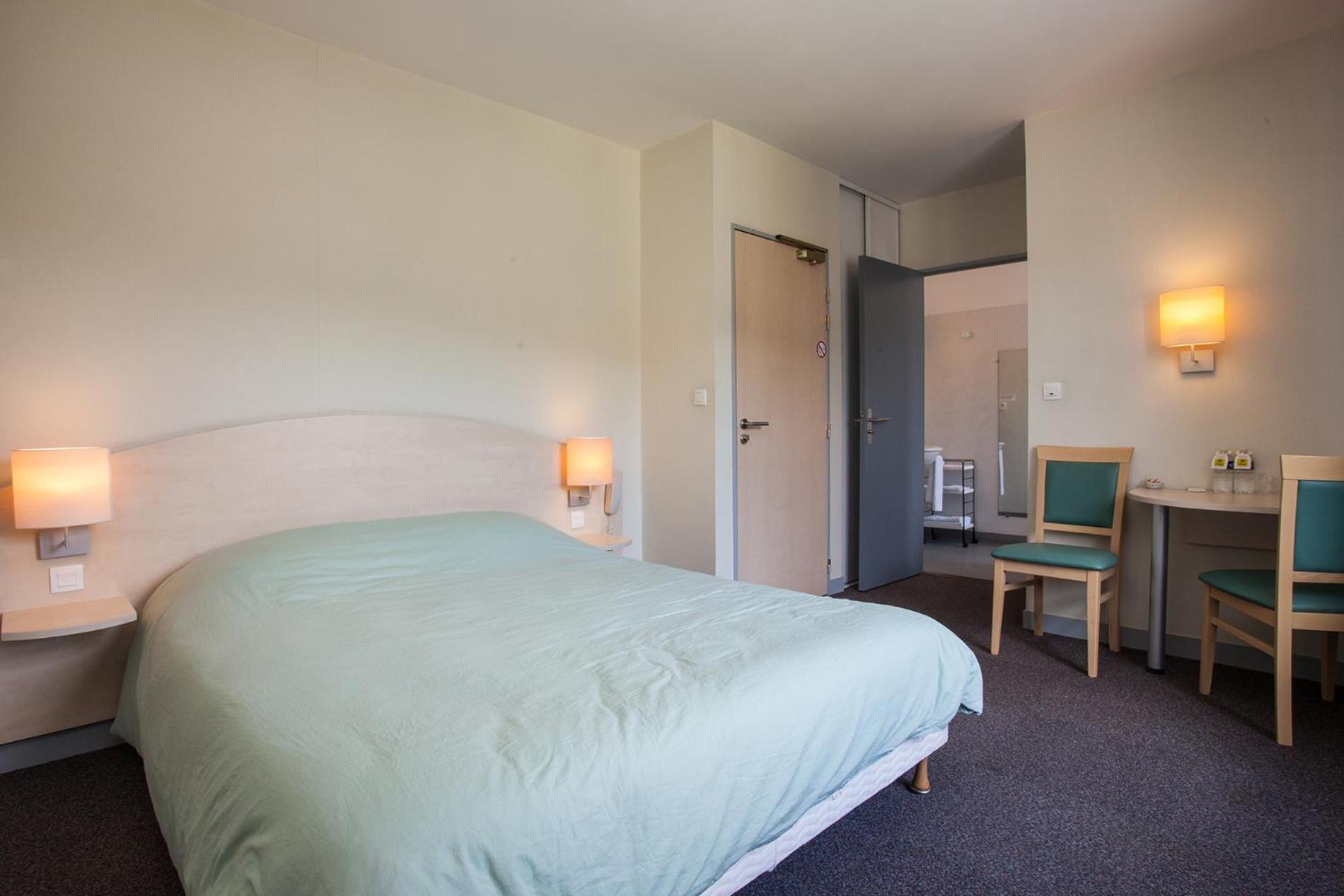 HOTEL DU LION D'OR 8/51