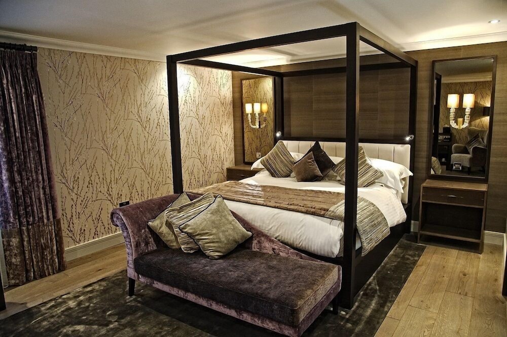 SUPERIOR, DOUBLE BED