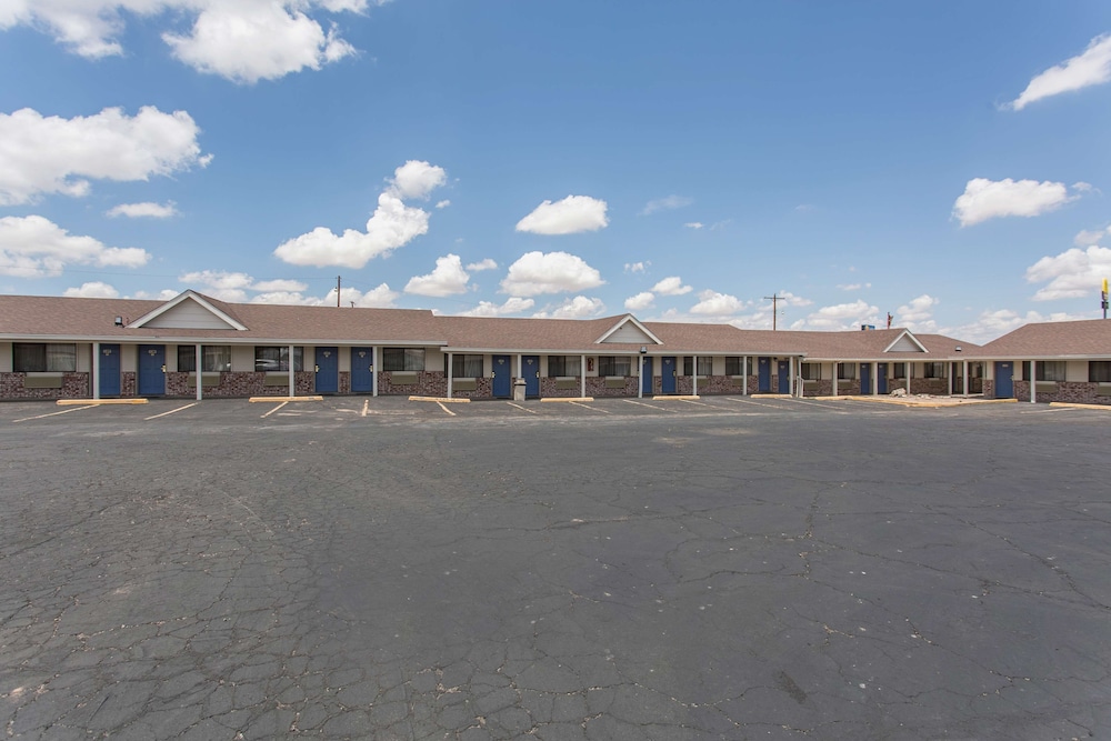Motel6 Lordsburg, NM 48/58